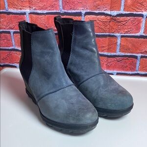 Sorry‎ Joan of Arctic Wedge II Chelsea Boot Size 7.5